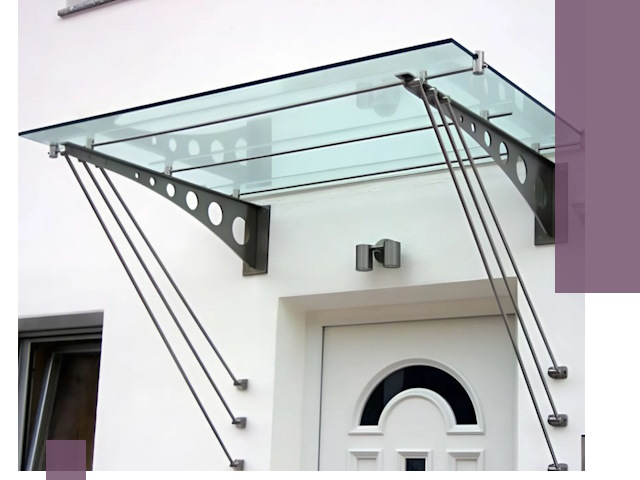 Козырьки над входом под ключ в Лангепасе — изготовление и монтаж