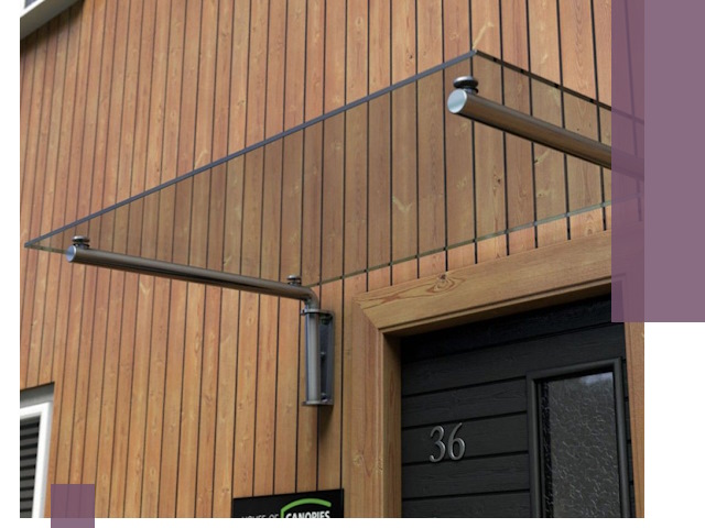 Стеклянные козырьки на входы и фасады в Лангепасе