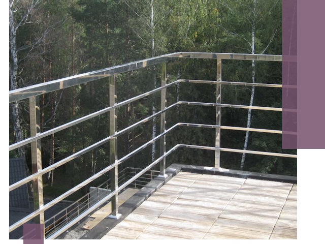 Парапеты из нержавеющей стали в Лангепасе — изготовление и монтаж